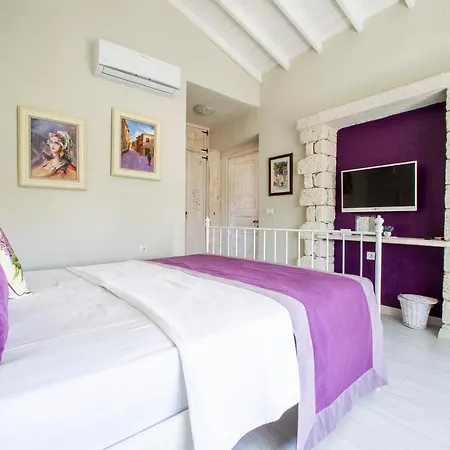 Cassiopeia Bed & Breakfast