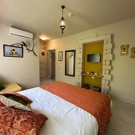 Cassiopeia Hotel